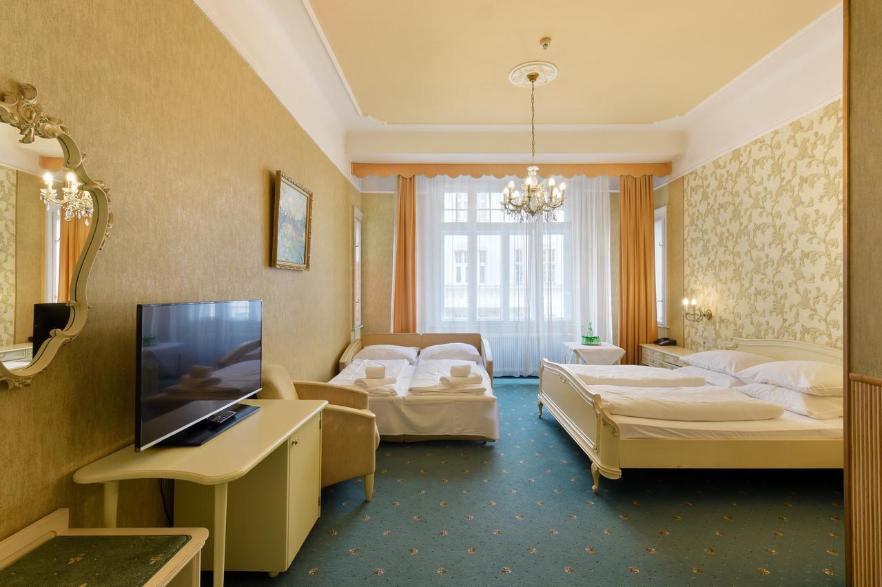 Hotel Pension Baronesse Vienna Exterior photo